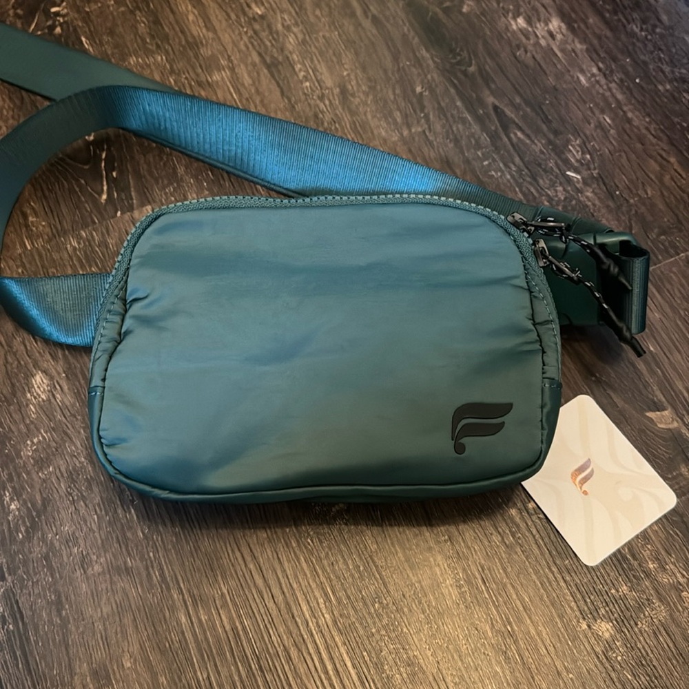 Fabletics brand new fanny pack